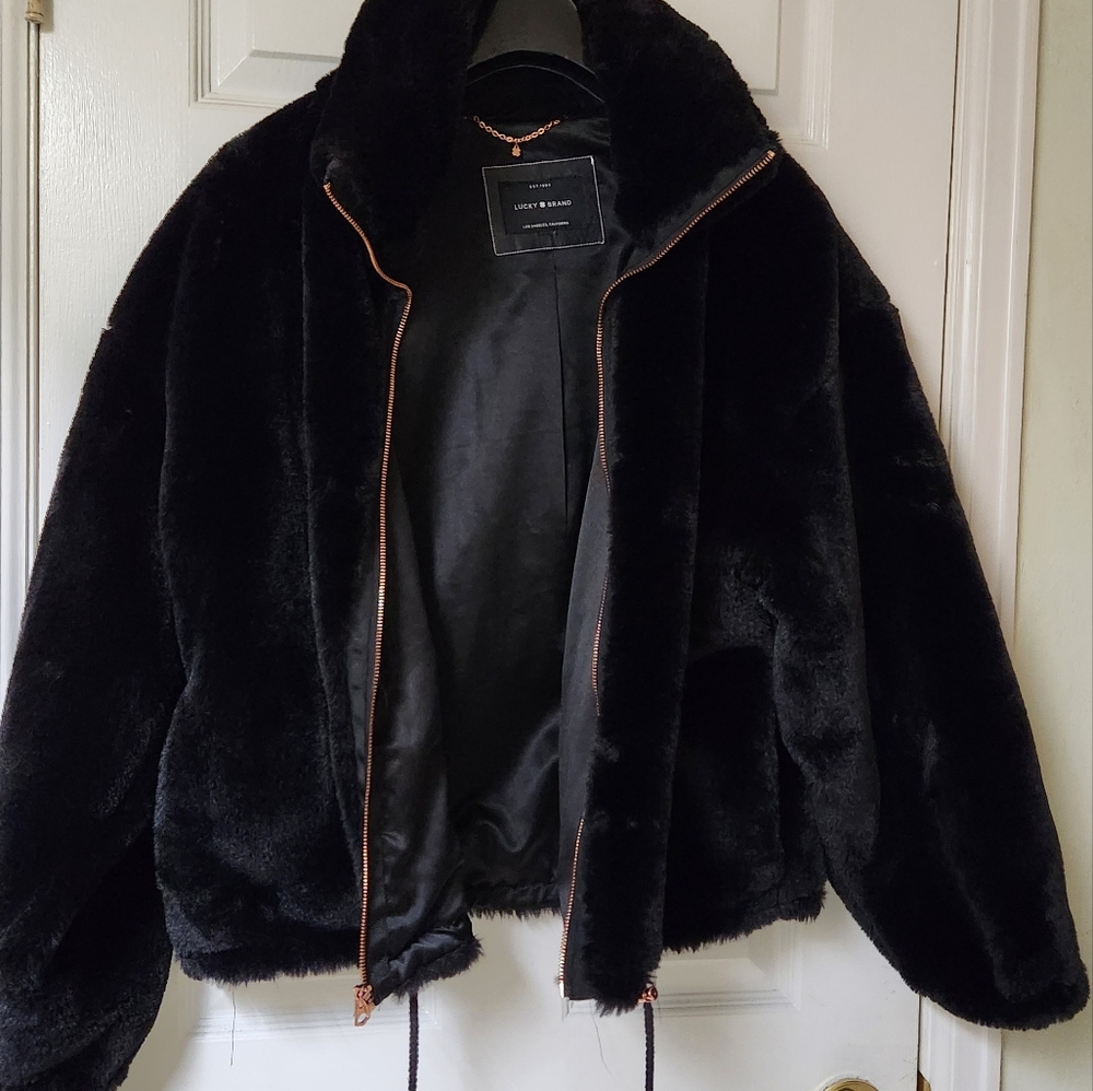 Lucky brand faux fur jacketv